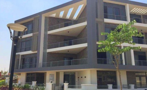 تاج سيتي القاهرة الجديدة لا تضيع فرصتك شقة للبيع