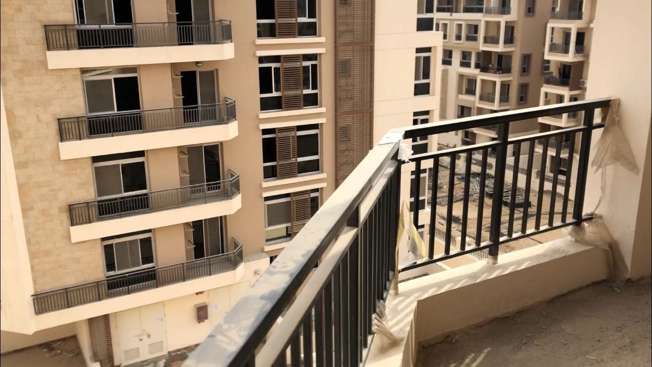 شقة مميزة 163 متر للبيع في تاج سيتي القاهرة الجديدة