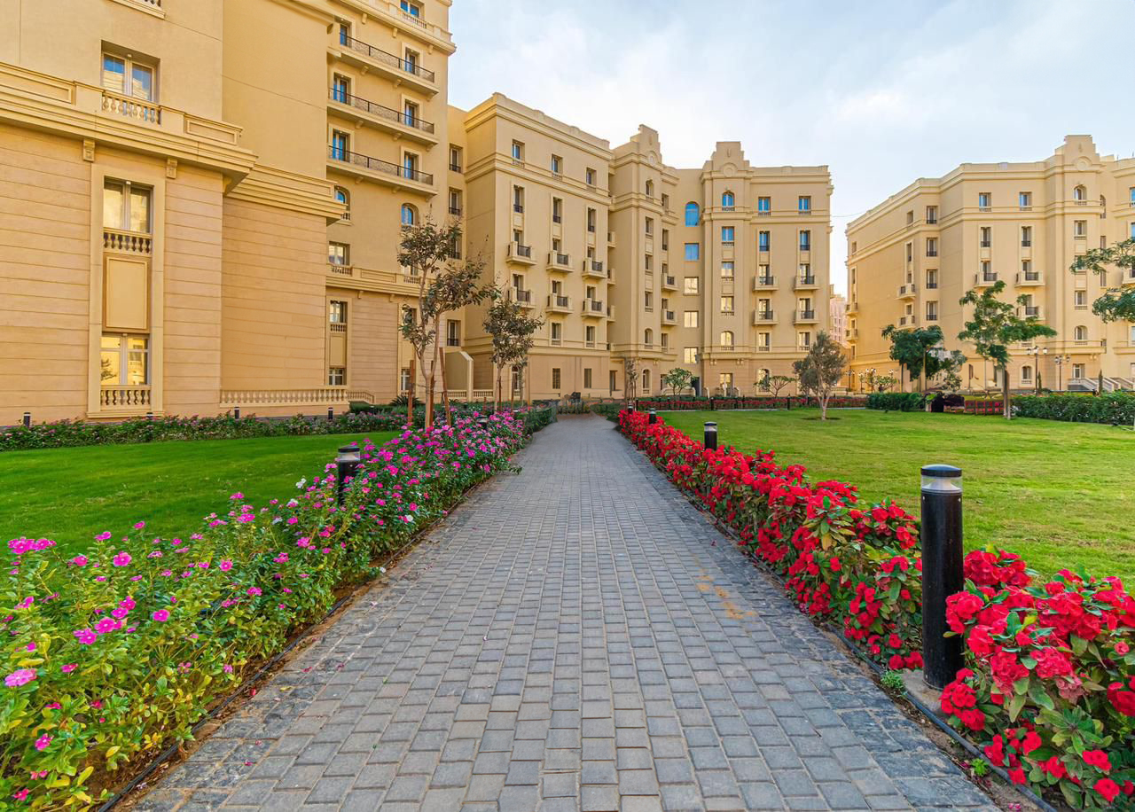 6711001197163_658997f2680c3_4-Apartment-for-sale-in-Garden-City-New-Capital-city-edge-شقق-للبيع-كمبوند-جاردن-سيتي-العاصمة-الإدارية-سيتي-ايدج-للتطوير.jpg